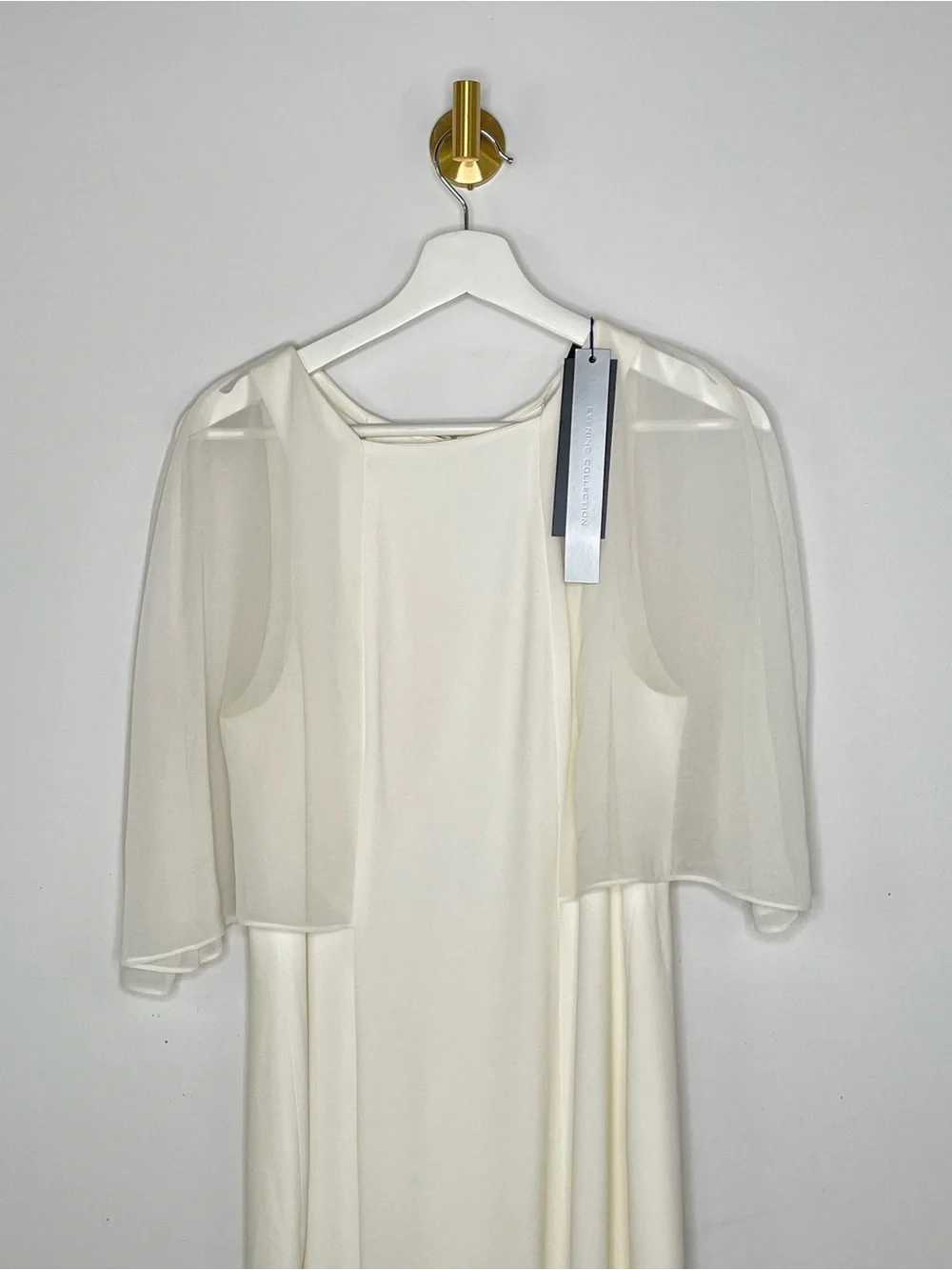 Dress | Halston Heritage NWT Cream Capelet Sheer Sleeve A Line Gown | Size 6 M - Picture 5 of 16